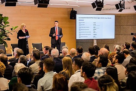 Orkestra insta a mejorar la inclusión de los inmigrantes para reforzar la competitividad