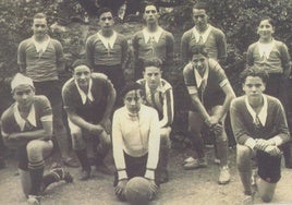 Equipo de fútbol de Coras en torno a esa época.