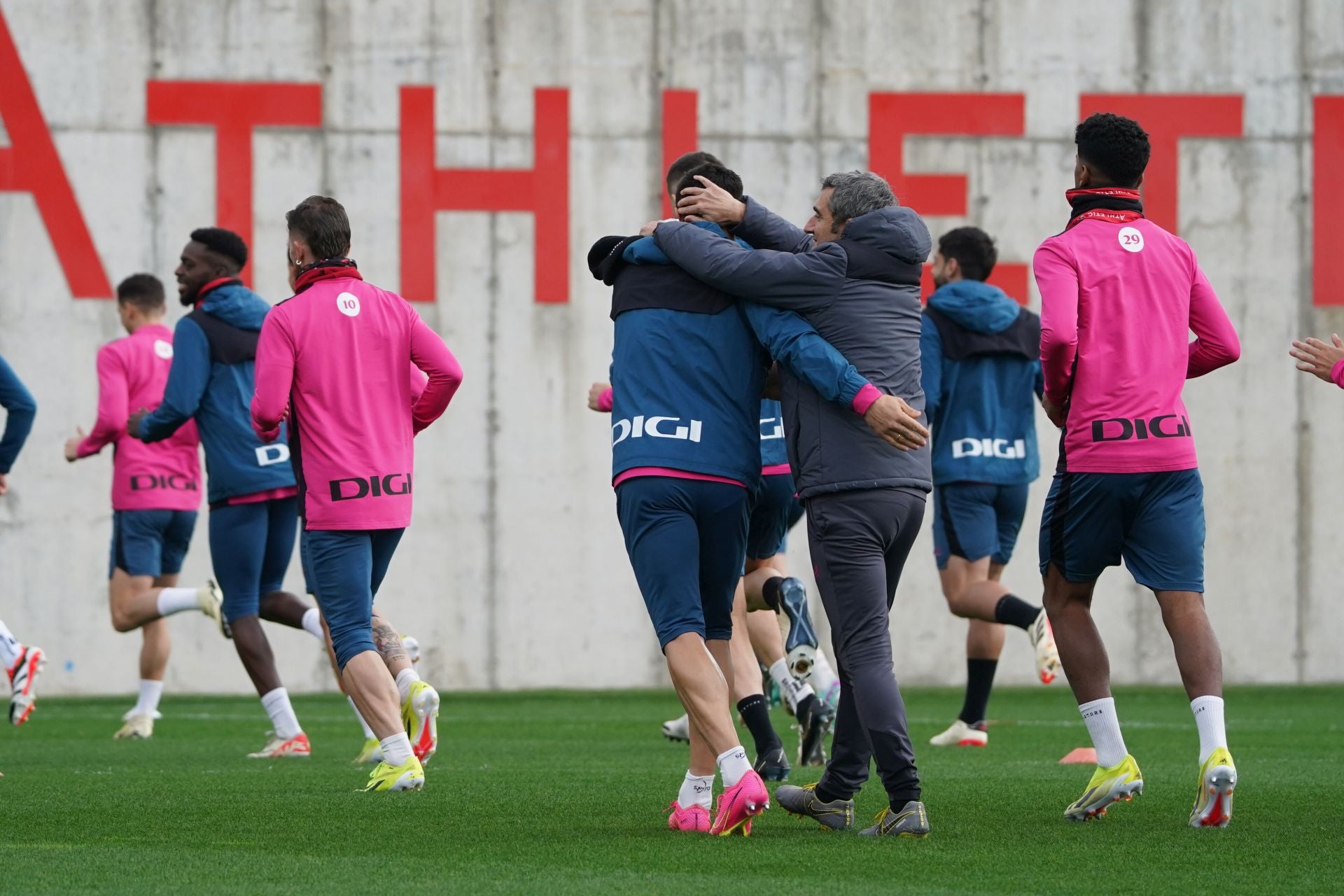 El Athletic se vuelca con once clubes afectados por la dana en Valencia