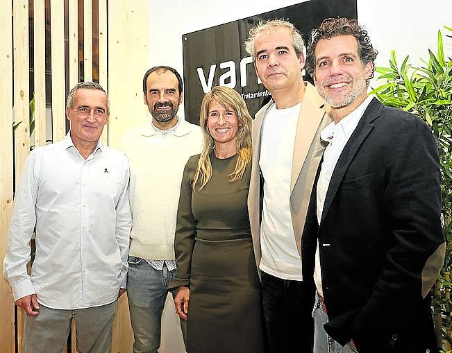 Fran Loyola, Iñaki Prieto, Edurne Pardo, Borja Peña y Carlos Jiménez.