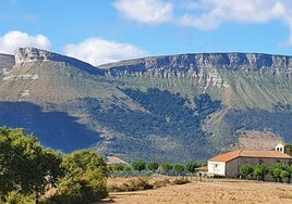 Las rutas pasan por ermitas, caleros o lugares con panorámicas.