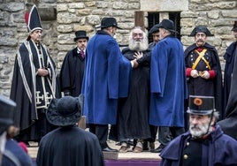 Un momento del rodaje de 'Sacamantecas', en el Casco Medieval de Vitoria.