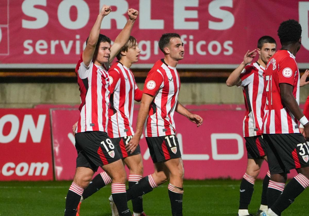 Peio Canales anotó el tercer gol con una fantástica jugada.