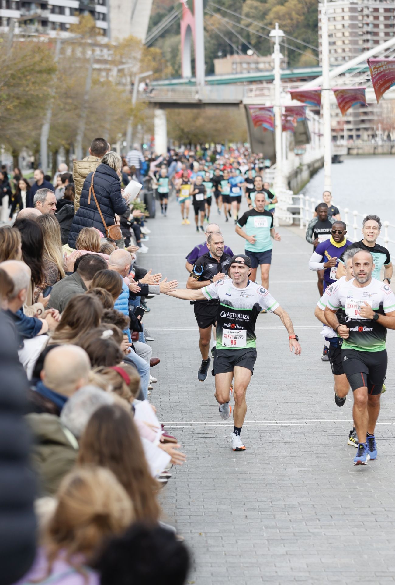 La fiesta del atletismo recorre la Margen Izquierda