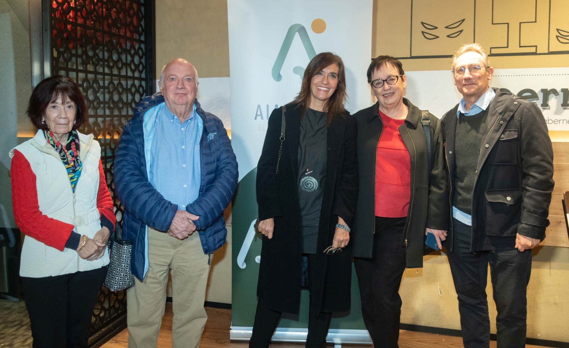 María Dolores Herrero, Nicolás García, Concha Martínez, María Eva Rodríguez y Miguel Ángel Martín.