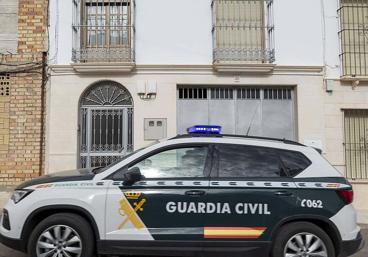 Un hombre asesina a su mujer en Sevilla y después se suicida | El Correo