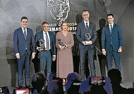 Mikel Jauregi, José Barreira, Begoña Castro, José Muro e Imanol Pradales.
