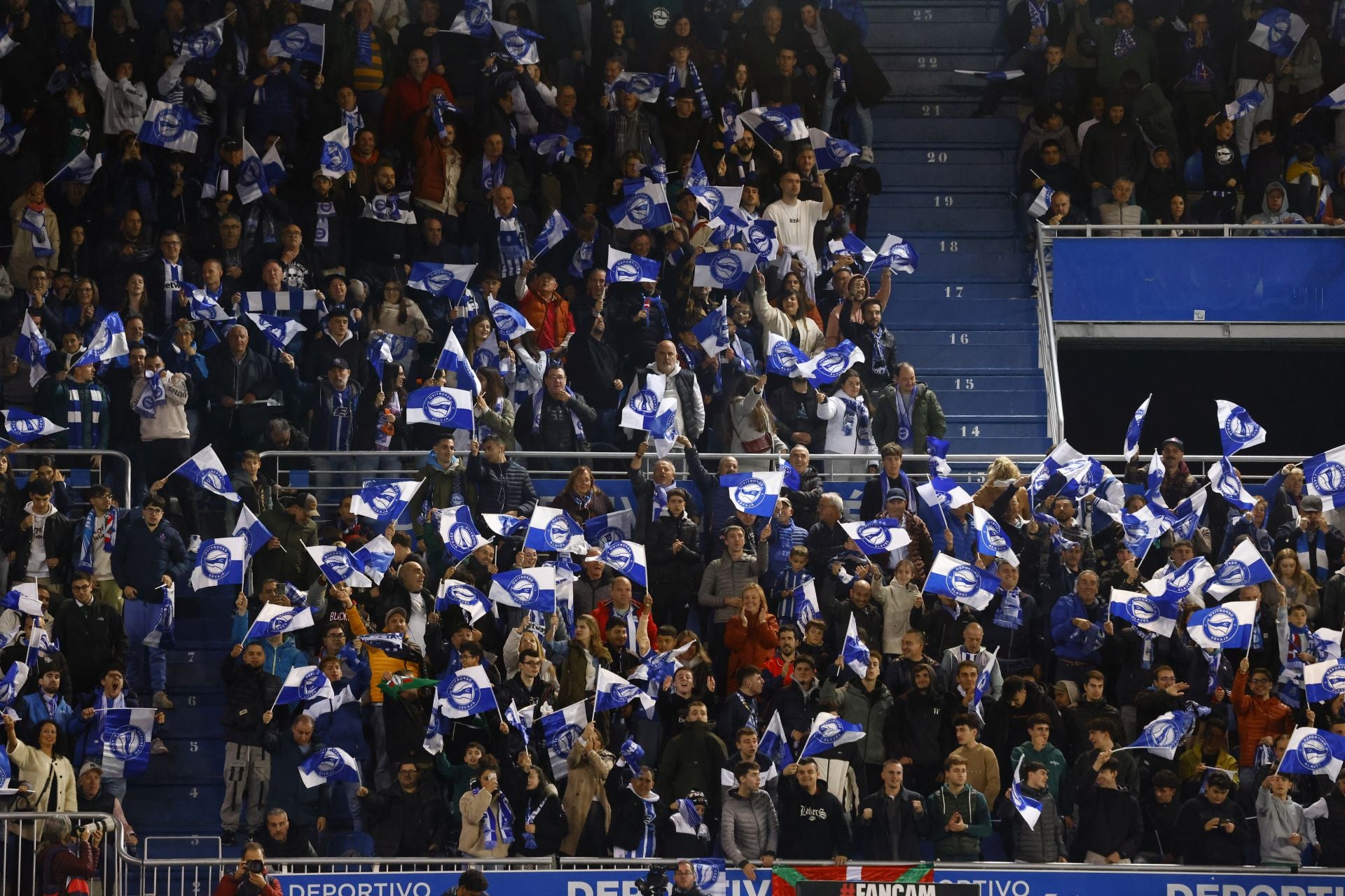 Mendizorroza, durante el partido ante el Mallorca.