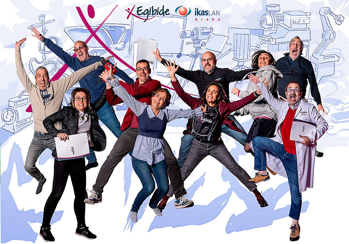 Iñaki López de Sabando, Iñaki Fernández, Tere Barcenilla, Diego Avellán, Susana Sáenz, Xabier López de Santiago, Mila Álvarez de Eulate, Laura Fernández de Carranz, Javier Ochoa de Alaiza y Pedro Rodríguez Tellería.