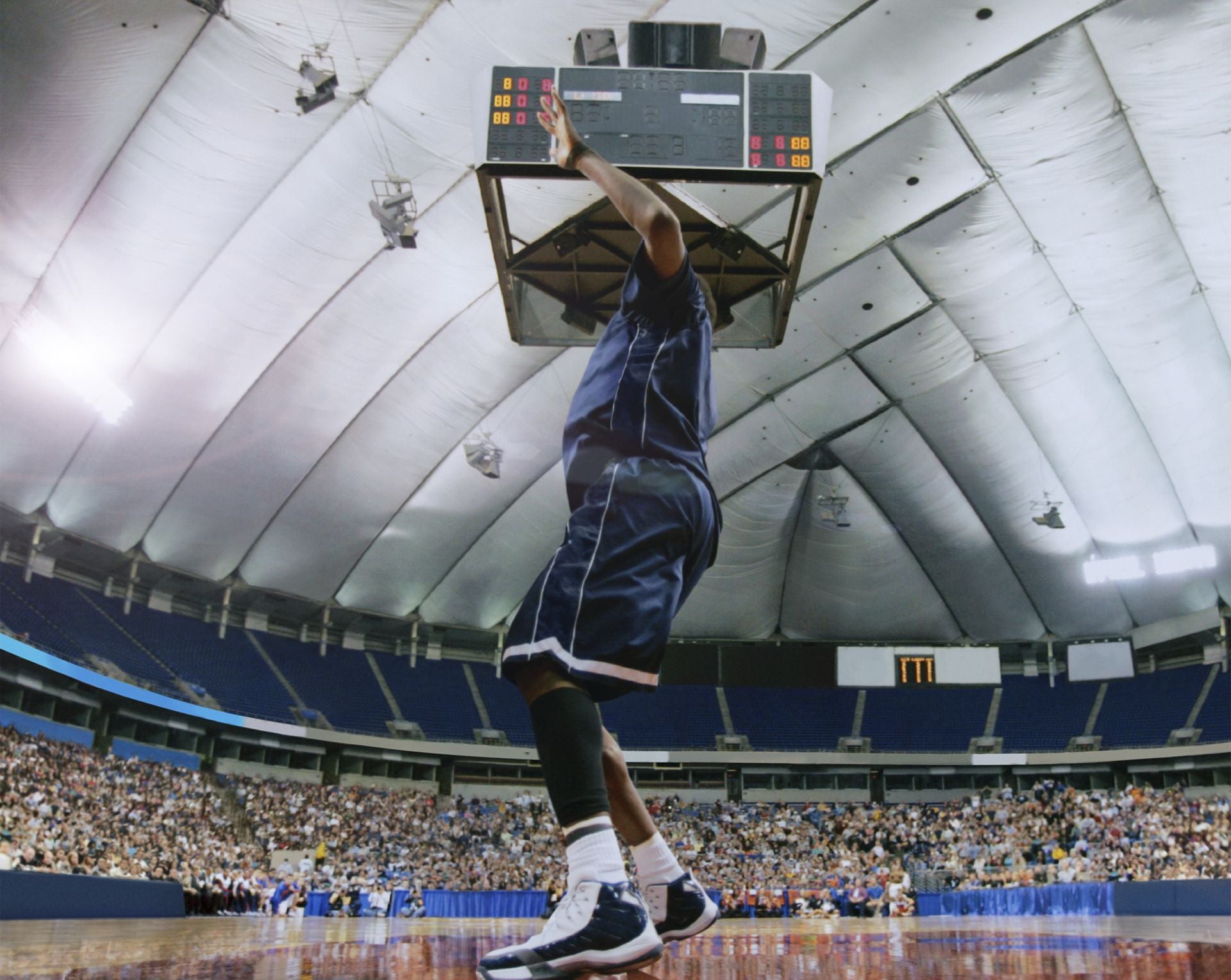 Un jugador de baloncesto de la serie 'Los cuatro jinetes del apocalipsis'.