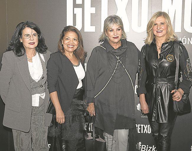 Sara Mata, Yeny Medrano, Begoña Fernández y Yolanda Aberasturi. 