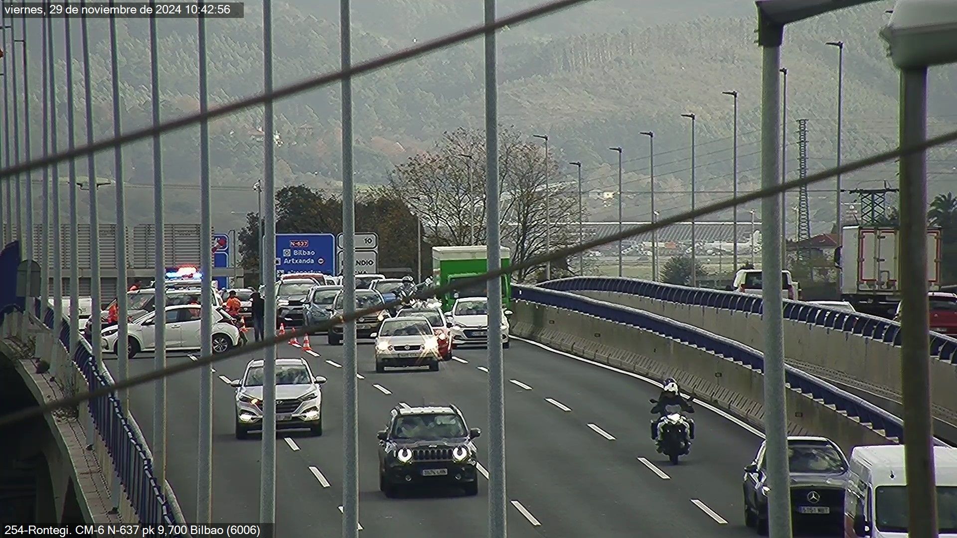 Un accidente en Rontegi ha provocado el corte de dos carriles