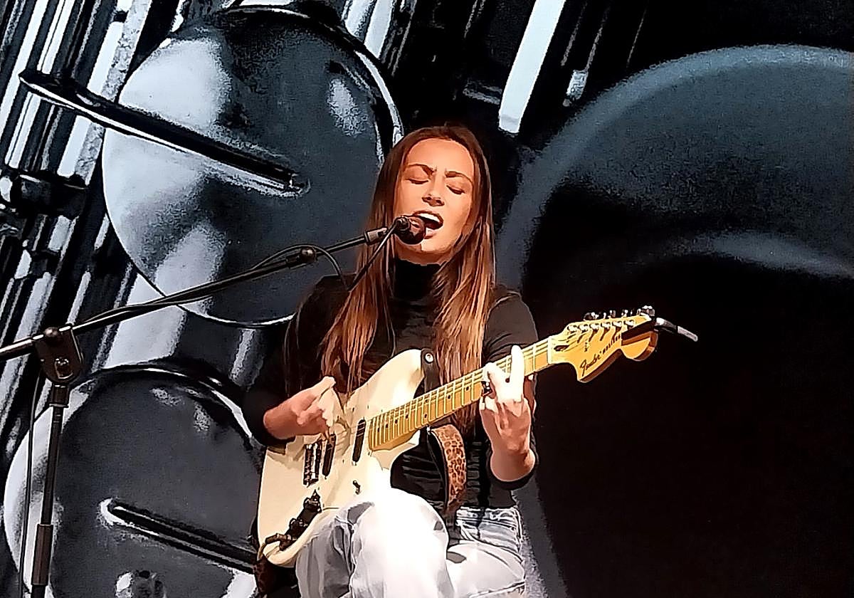 En la primera, 'Haría lo que fuera (menos lo que tú quieras)'