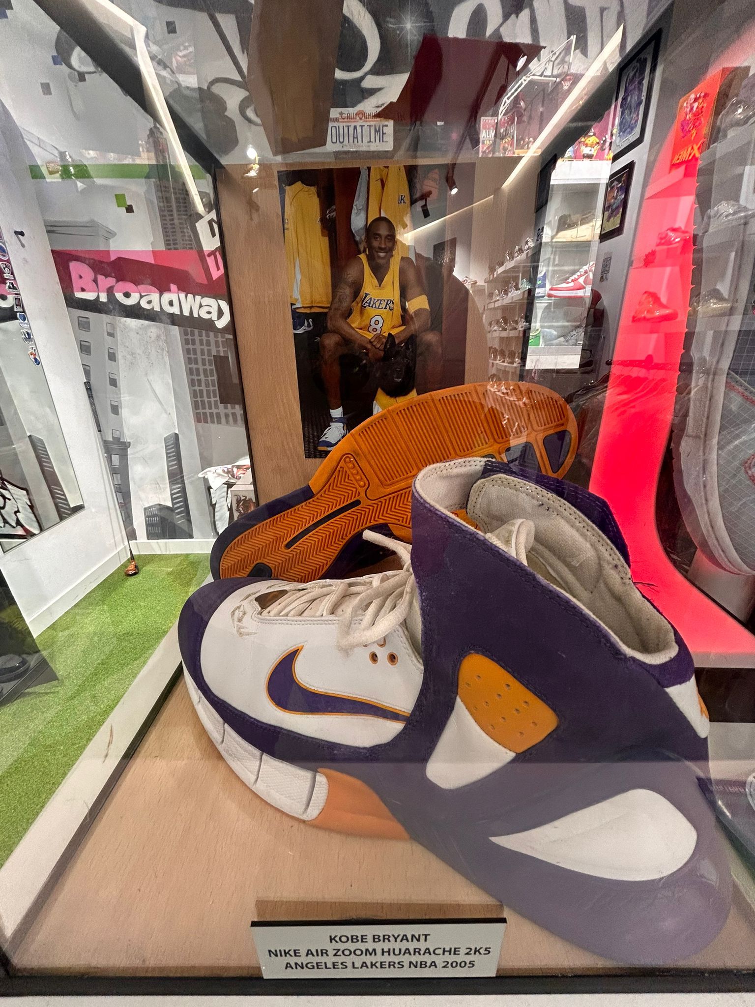 El modelo de Kobe Bryant, a 20.000 euros el par.