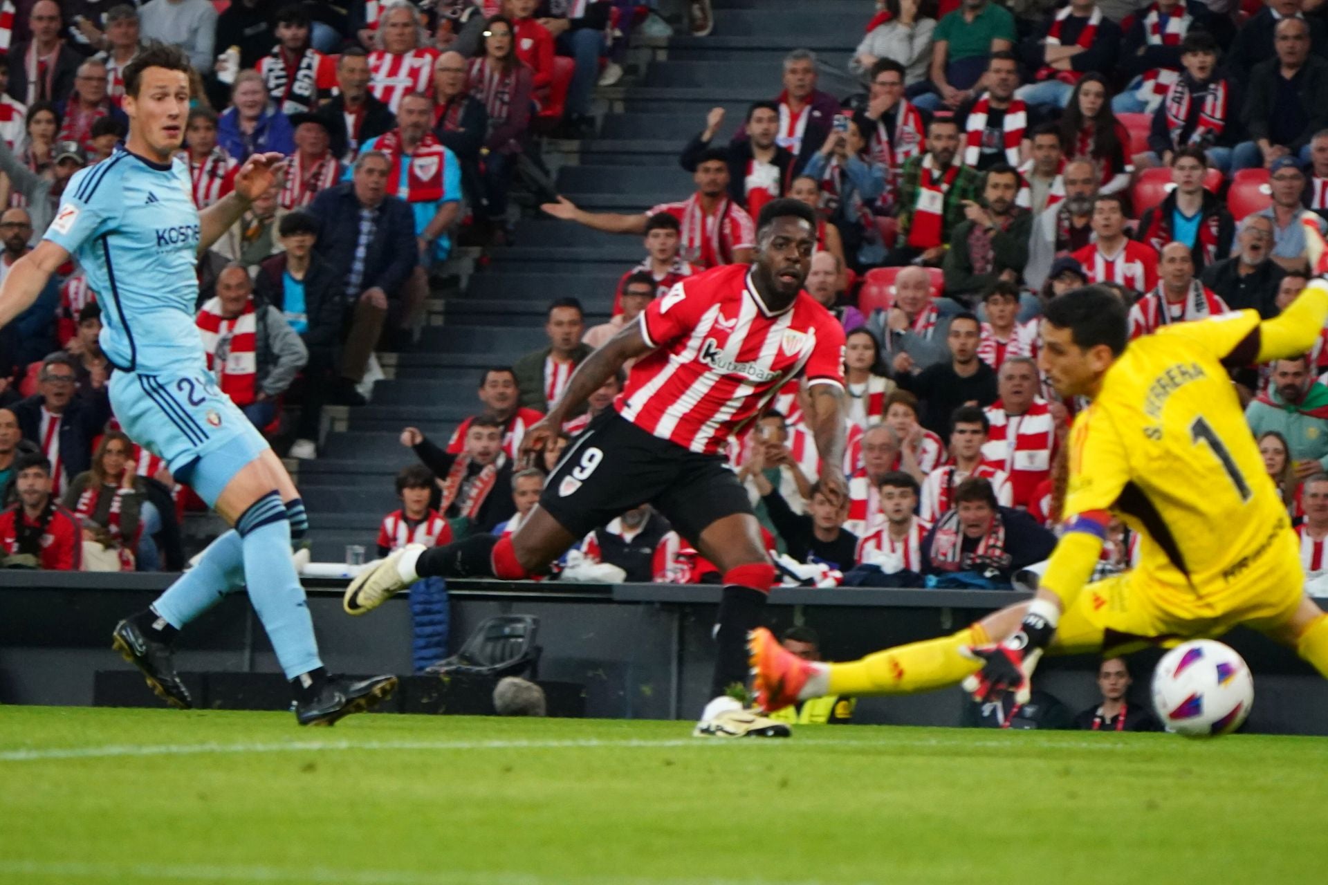 100 goles. Lo logró contra Osasuna el 11 de mayo de 2024.