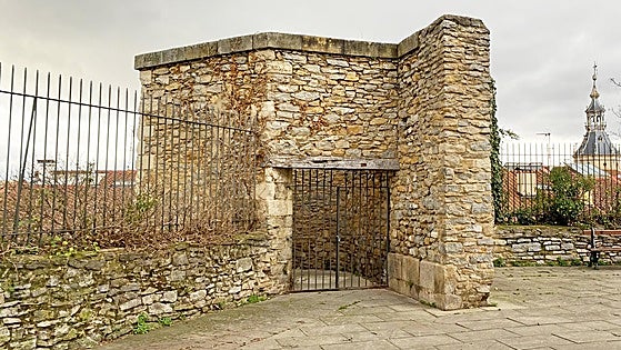Un nuevo mirador iluminado ofrecerá vistas «maravillosas» desde la muralla medieval de Vitoria