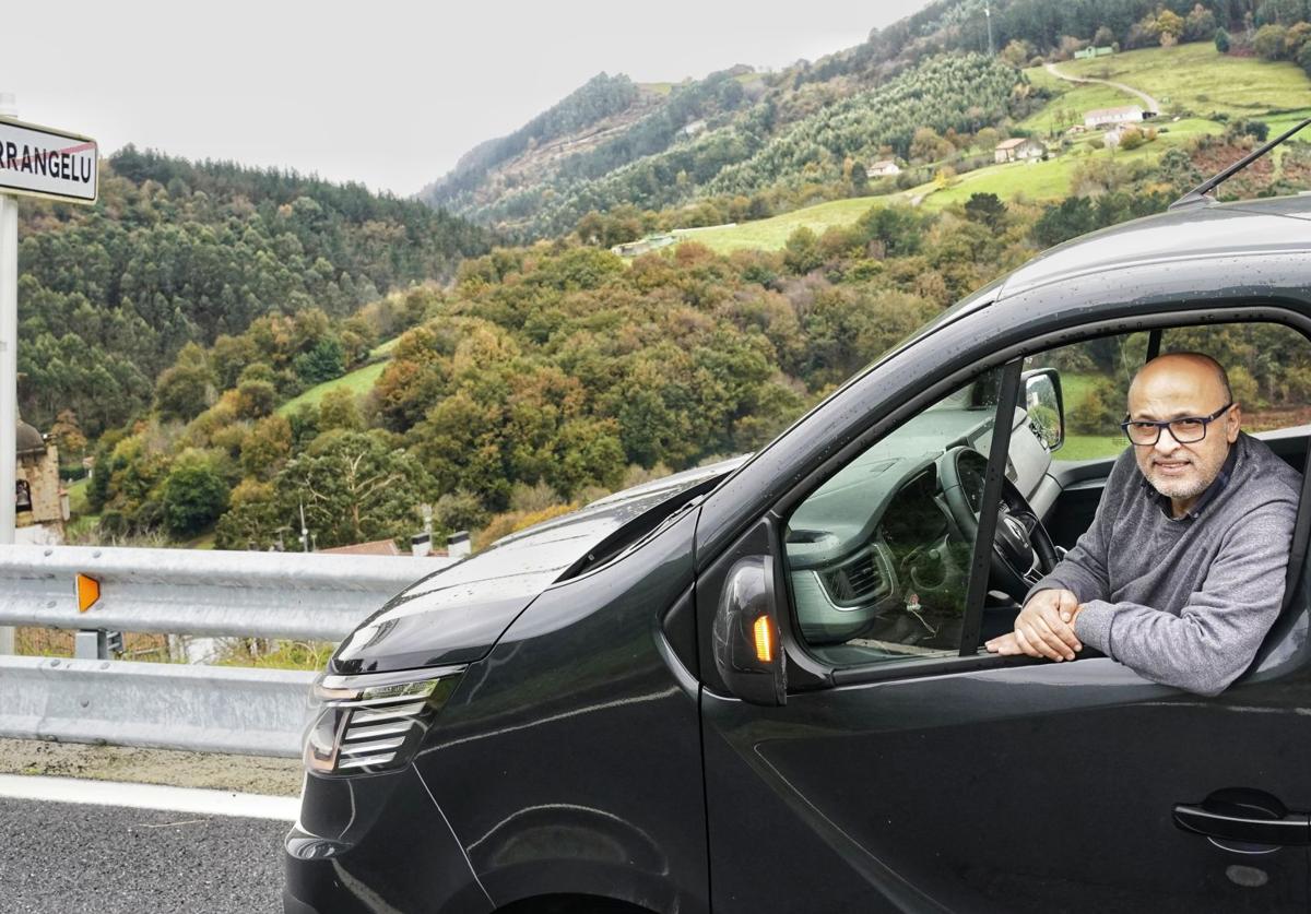 Taxistas rurales en Bizkaia: «Hacemos de recadistas, enfermeros, acompañantes...»