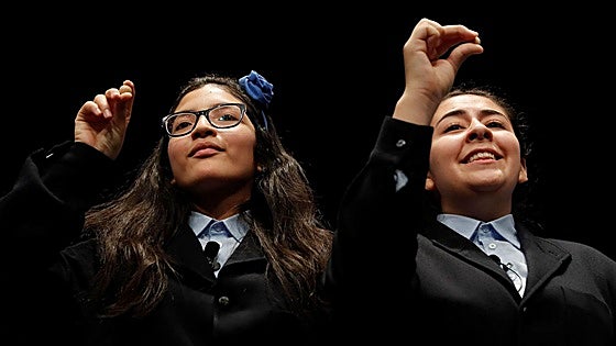 La historia detrás de los niños de San Ildefonso, las voces de la suerte en la Lotería de Navidad