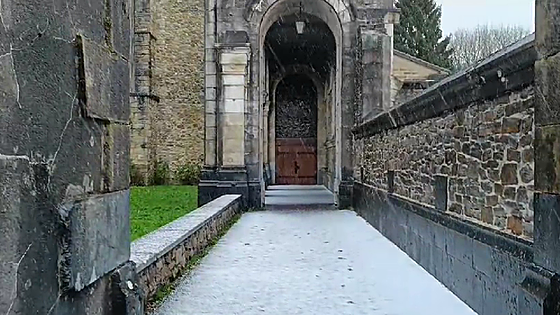 El temporal de frío y lluvia deja los primeros copos de nieve en Urkiola