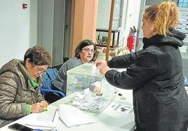 De los 2.750 habitantes de Carranza, 2.414 estaban llamados a votar.