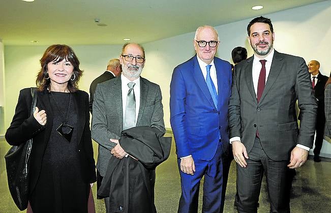 María Goti, Eduardo Junkera, Andrés Arizkorreta y Jon Muñoa.