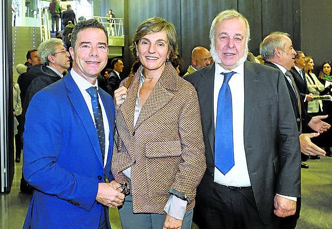 Guillermo de la Puerta, Ana Mijangos y Juan Andrés Díez de Ulzurrun.