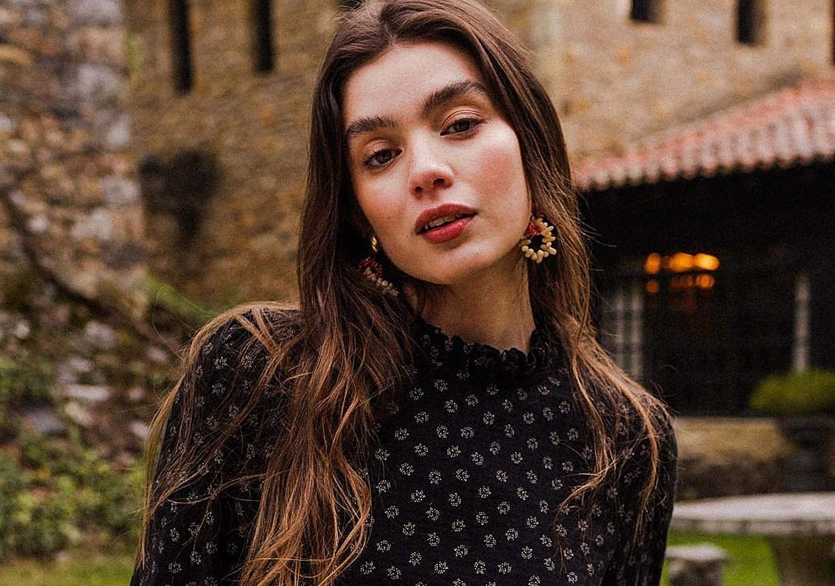 La firma de las hermanas bilbaínas más estilosas ofrece looks de fiesta y oficina con grandes descuentos.