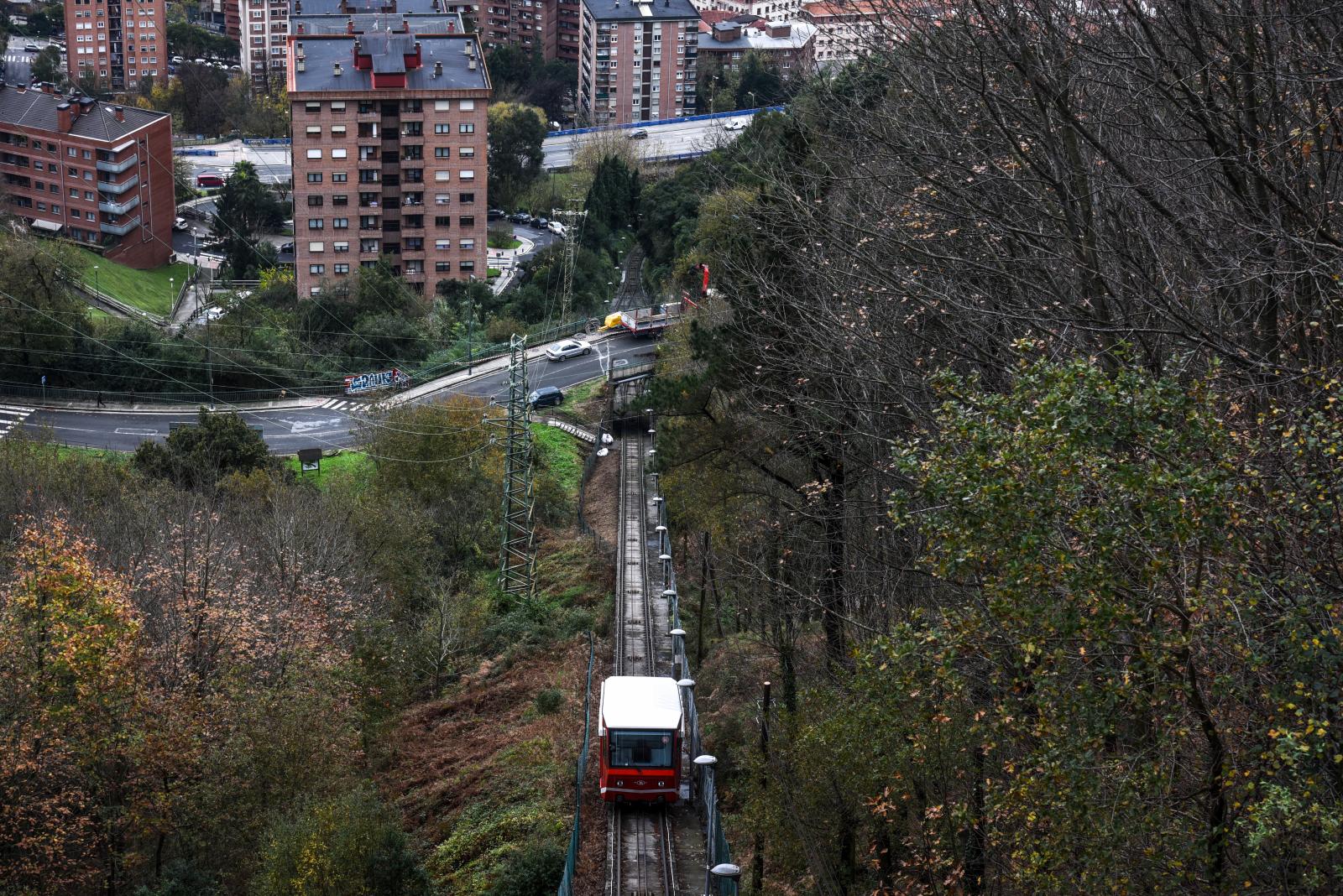Las obras en la vía del funicular.