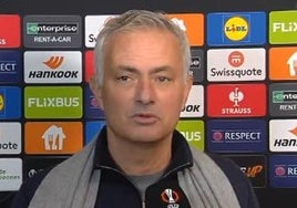 Mourinho: «Me encanta Nico Williams, pero cuando lo he 'vestido' del Real Madrid no me he acordado de que ya tienen a Vinicius»