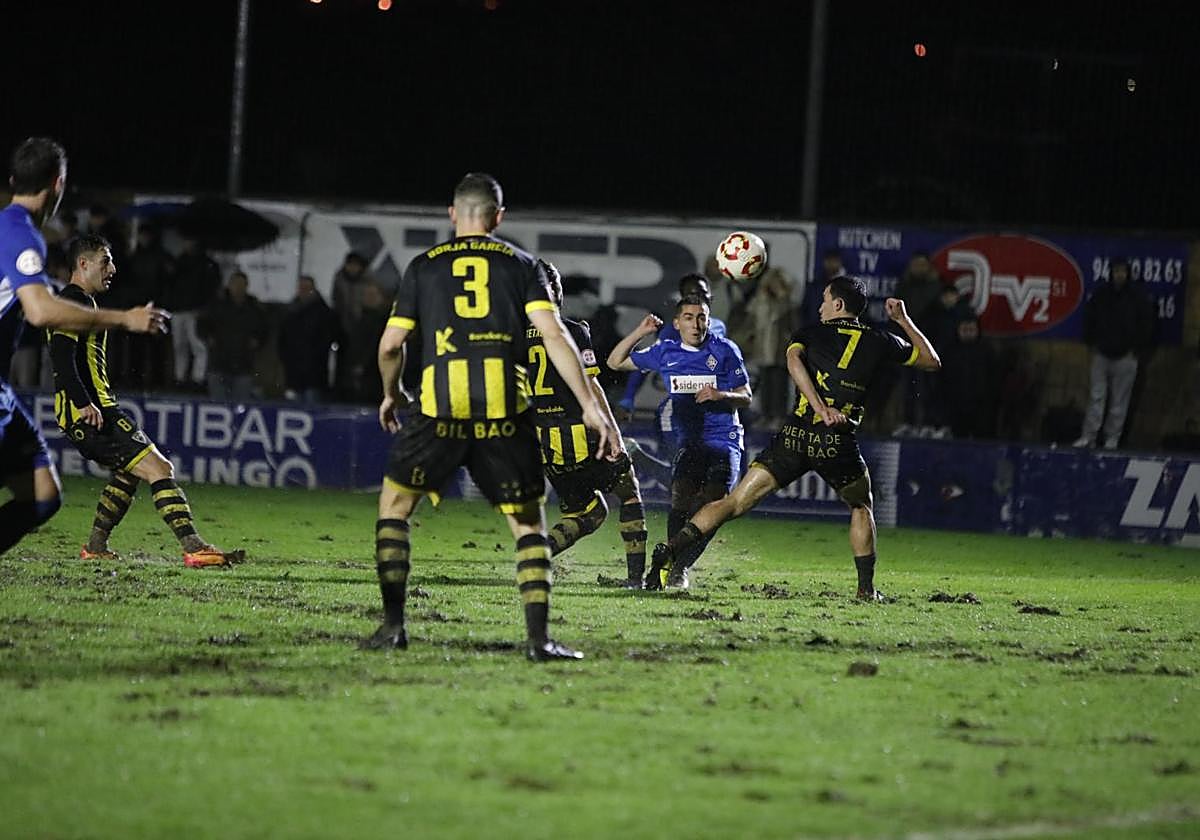 El derbi se disputó el sábado en Urritxe.