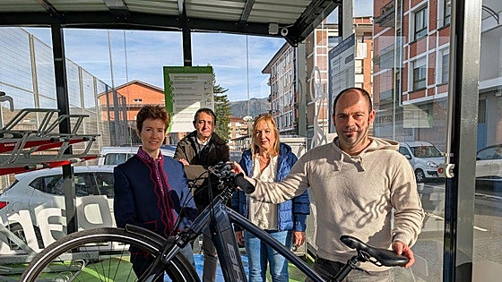 Abadiño estrena un aparcamiento seguro para bicicletas