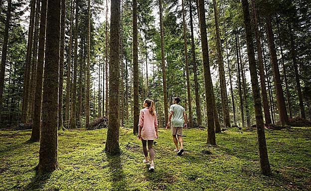 Las caminatas son parte de la idiosincrasia local.