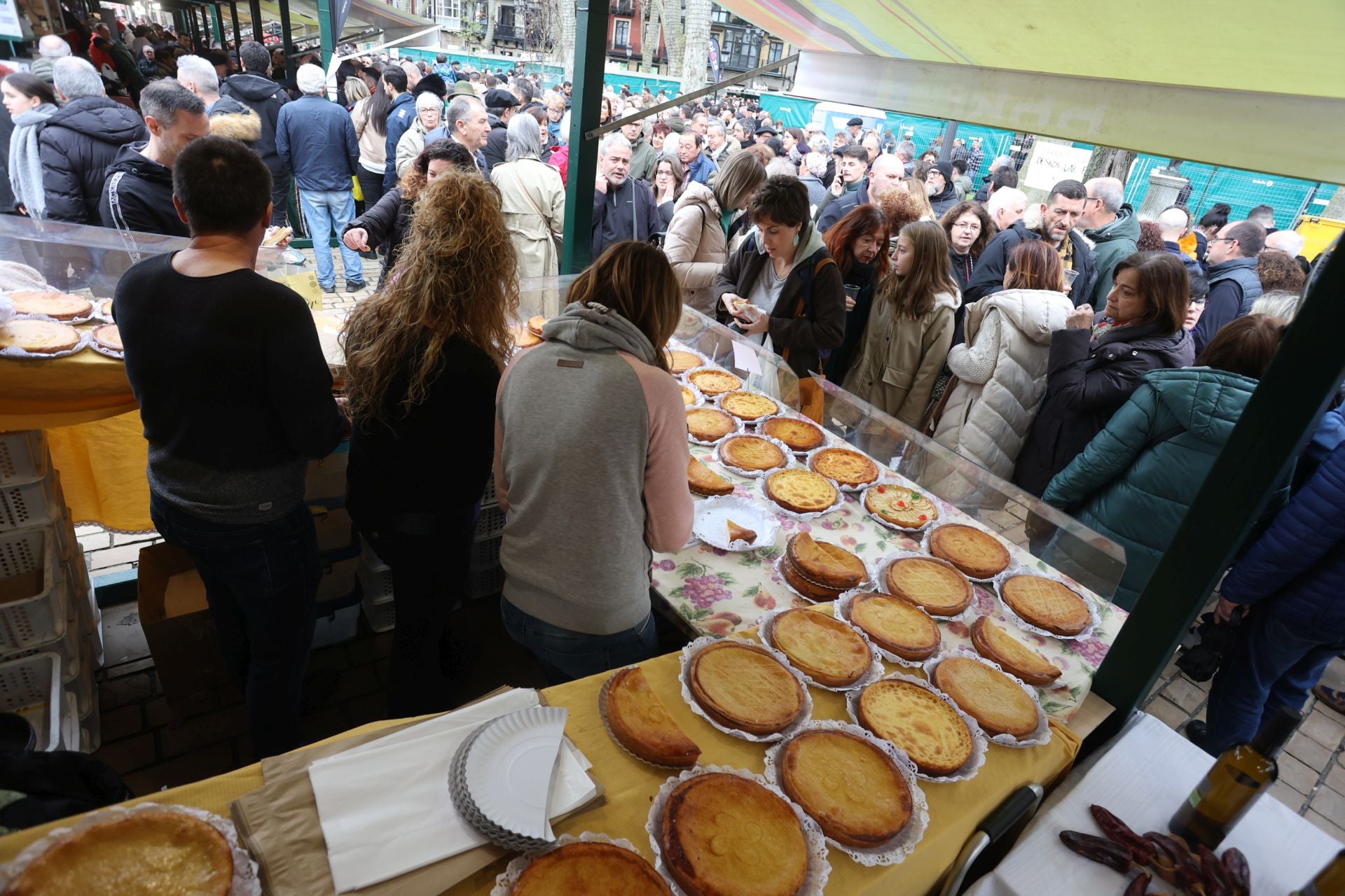 Las imágenes de la feria de Santo Tomás