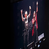 Itziar Ituño desata la locura con Fermín Muguruza y su icónica 'Sarri Sarri'