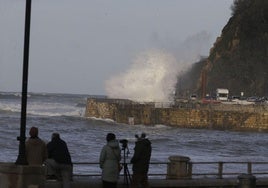 Aviso naranja por olas de hasta 7 metros en Bizkaia