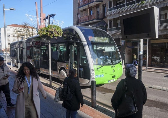 Imagen de uno de los nuevos autobuses eléctricos de Tuvisa.