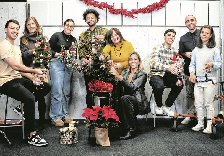 Ander Pérez, Yolanda López, Judit Pelayo, Georges Belinga, Malu Martínez, Antía Gayoso, Mohamed Mouhcine, Pablo Hernández y Eider Atxalandabaso.