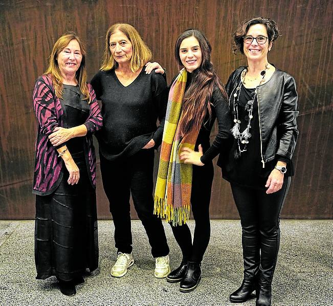 Ana Rosa Tercero, Amparo Olmeda, Sara Etxebarri y Ana María Lebrero.