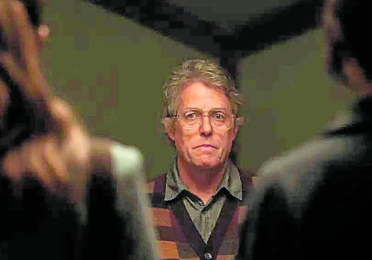 Un inquietante Hugh Grant escarba en la fe