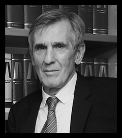 Imagen principal - El letrado que luchó por los derechos de los ciclistas