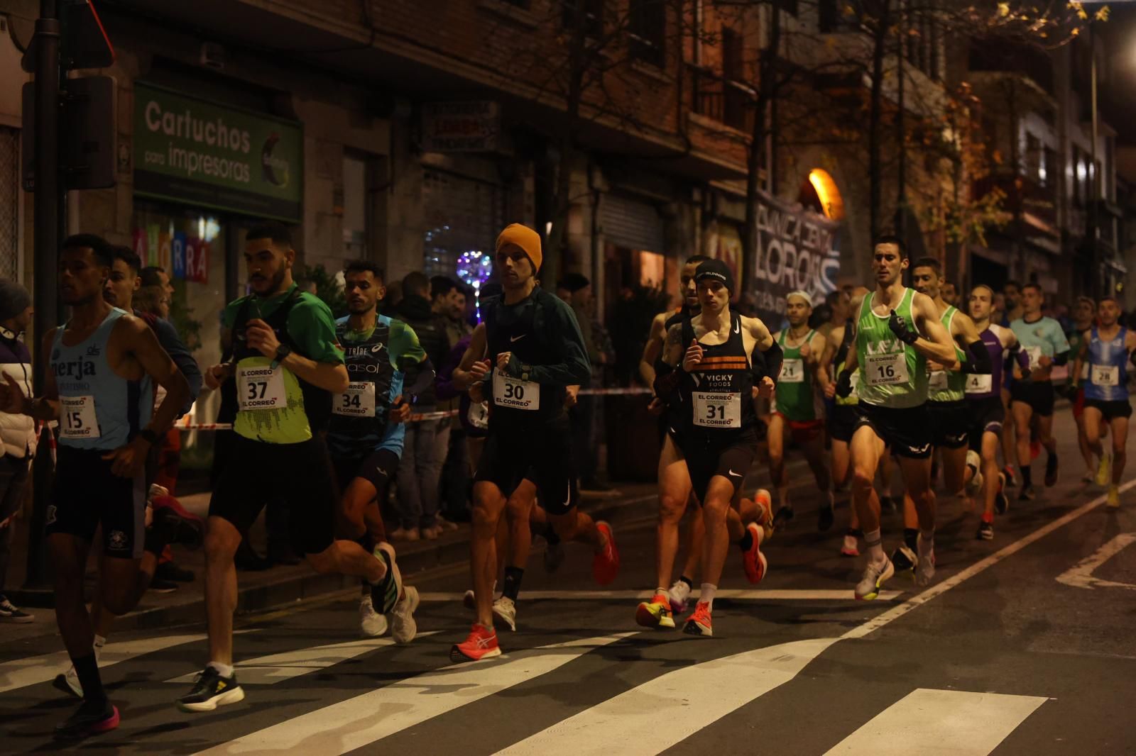 Las mejores imágenes de la San Silvestre de Galdakao