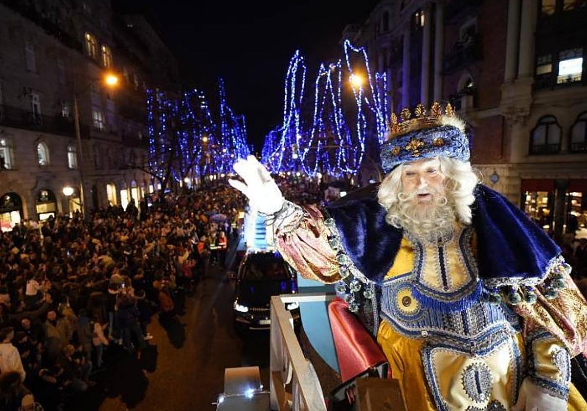 Un aviso amarillo por vientos de hasta 100 km/h en Bizkaia amenaza las cabalgatas de Reyes