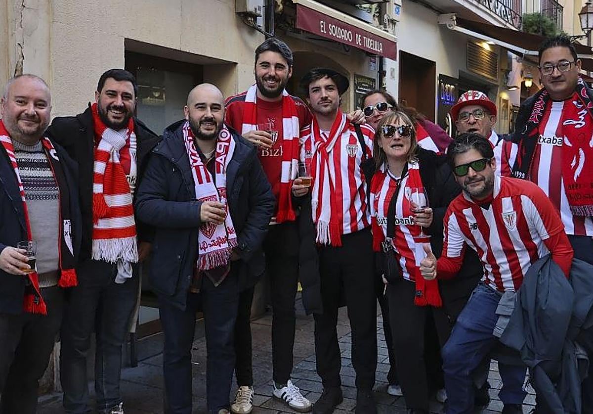 La afición del Athletic toma el centro de Logroño