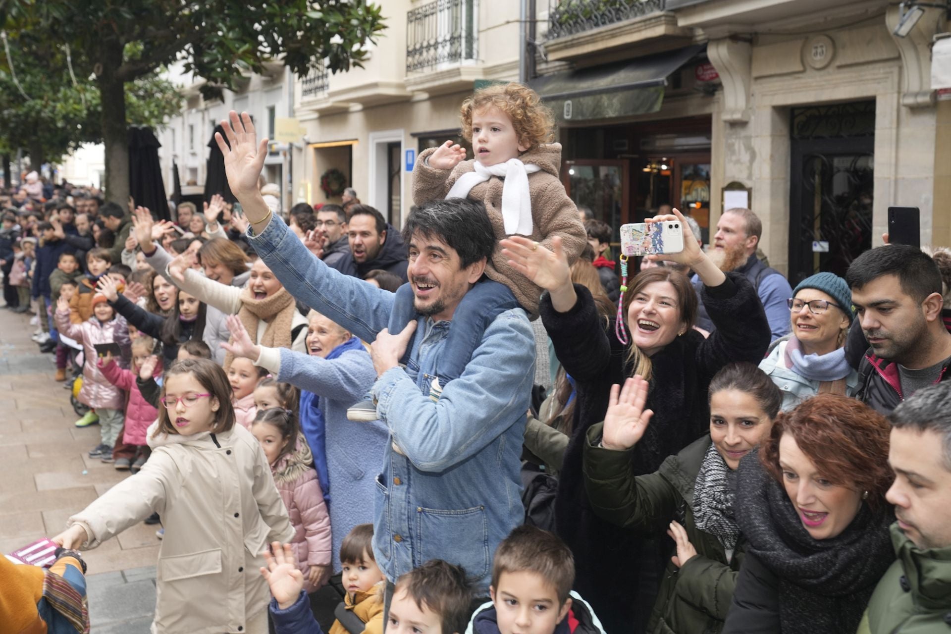Las imágenes de la llegada de los Reyes Magos a Vitoria