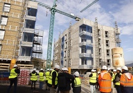 Construcción de viviendas sociales en Vitoria.