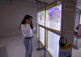 Una exposición en el centro cívico Zabalgana para «escuchar y jugar» con el euskera