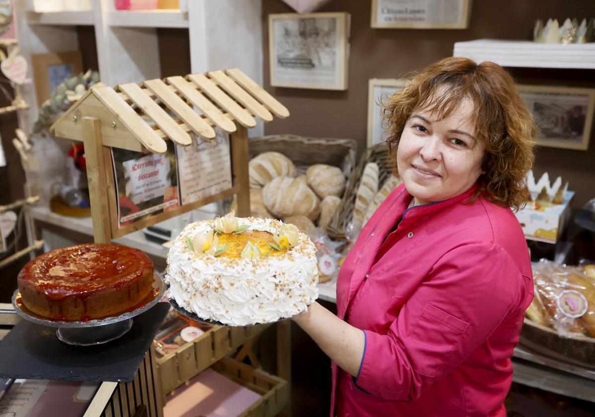 Izaskun, la repostera que ha abierto una pastelería sin gluten y sin leche en Bilbao «por amor» a sus hijas