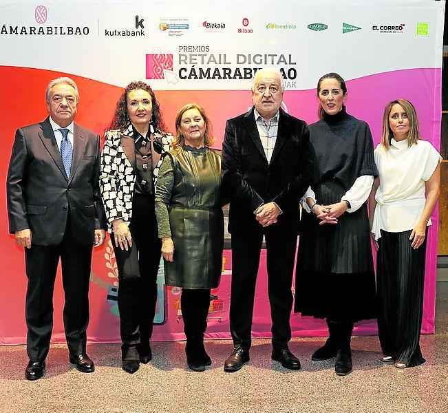 Julián Gómez, Laura Batán, Julia Diéguez, Pedro Campo, María López Negrete y Marta Fernández.