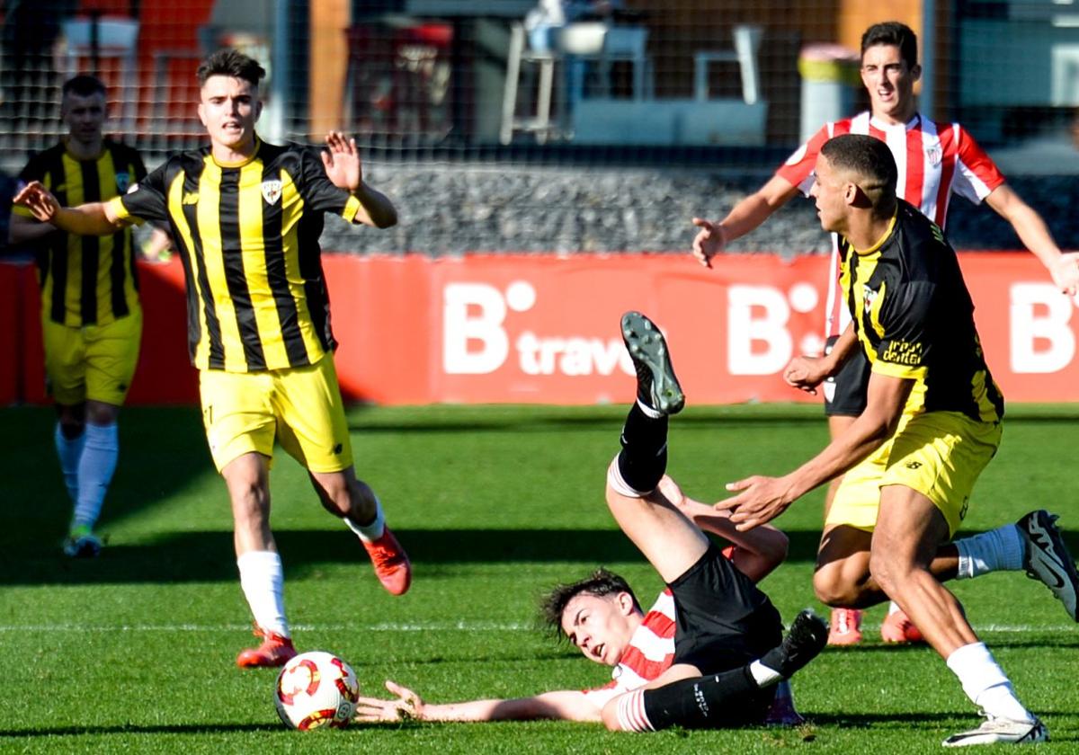 Un gran Barakaldo somete al Bilbao Athletic