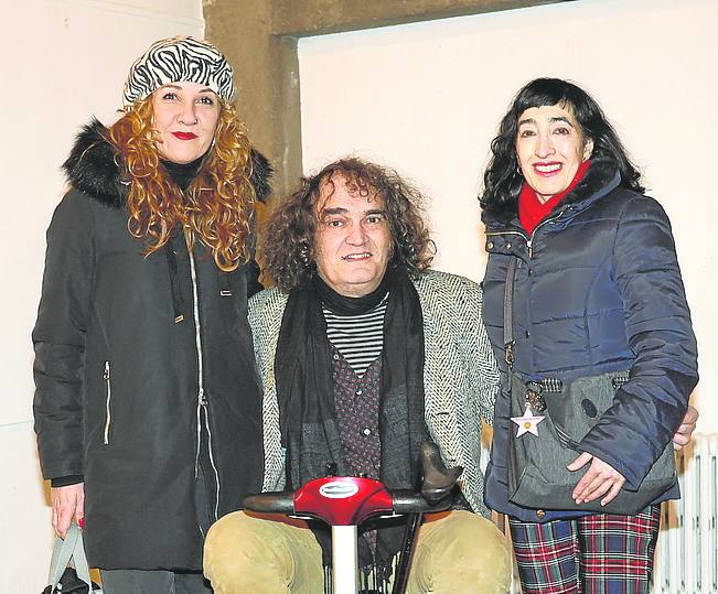 Beatriz Santamaría, Toni Garzón y Violeta Perea.